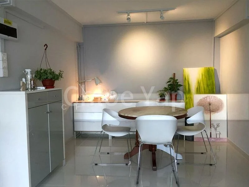 Common Room (HDB) for Rent in  17 Beach Road - Image 7