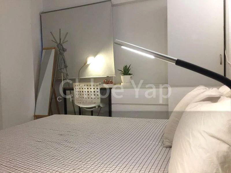 Common Room (HDB) for Rent in  17 Beach Road - Image 3