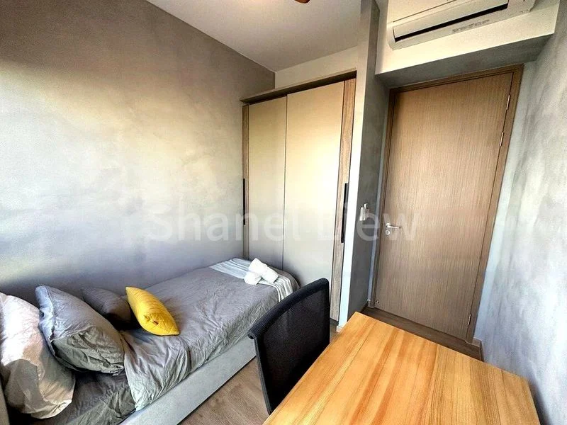 Common Room (Condo) for Rent in  Piermont Grand - Image 4