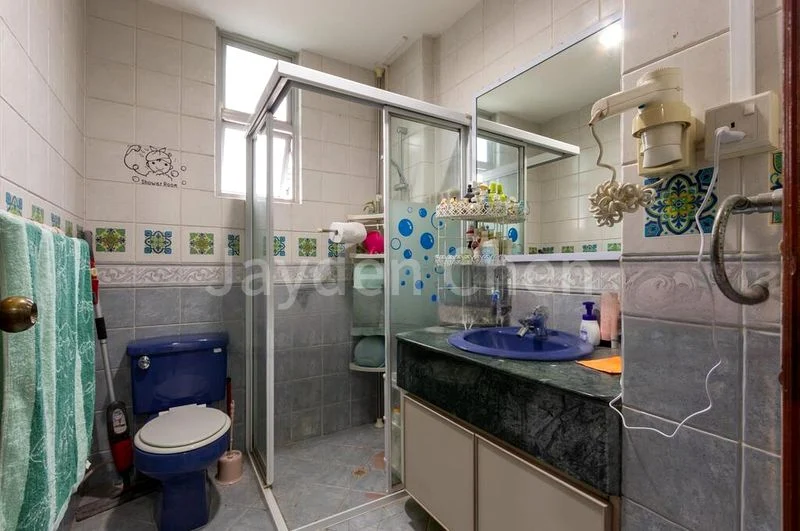 3 Bed Condo for Rent in Pinetree Condominium - Image 7