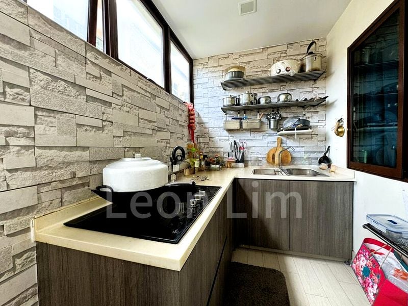 4 Bed Terraced House (Landed) for Sale in  Lorong Ah Soo - Image 9