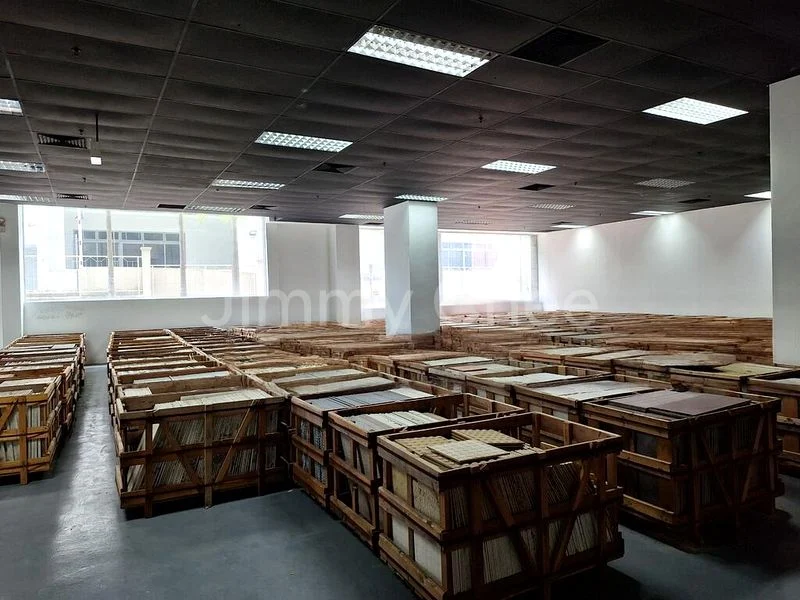 Light Industrial (B1) for Sale: FREEHOLD B1 | City Fringe | Standalone Bldg, Ample Loading Bays; Suits Logistics - Image 6