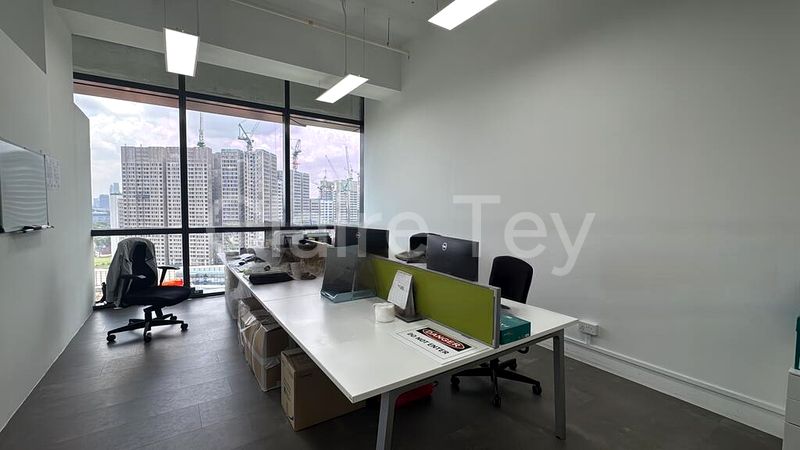 Office for Rent: Woods Square - Image 2