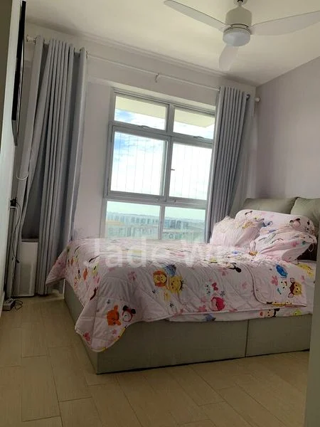 5 Room (5I) HDB for Sale in  409A Northshore Drive - Image 6