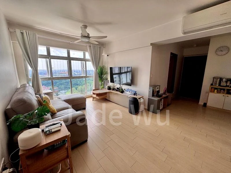 5 Room (5I) HDB for Sale in  409A Northshore Drive - Image 11