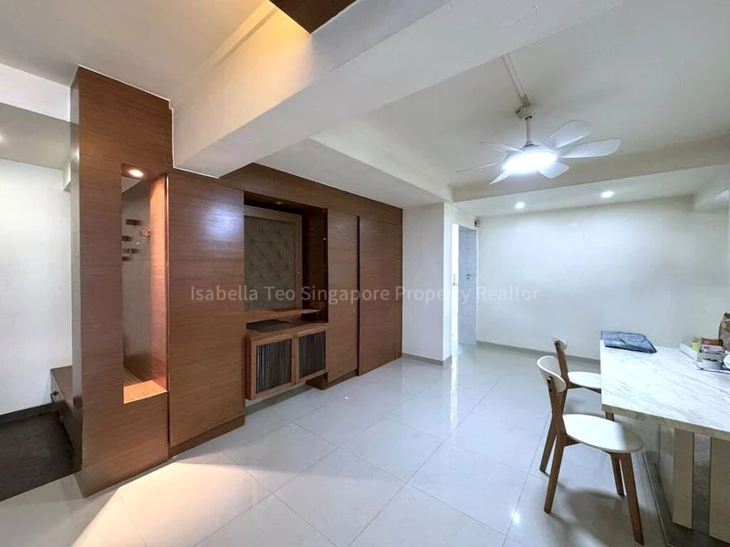 5 Room (5I) HDB for Sale in 360 Yung An Road - Image 2