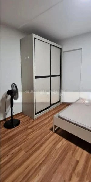 Common Room (HDB) for Rent in  420 Hougang Avenue 10 - Image 2
