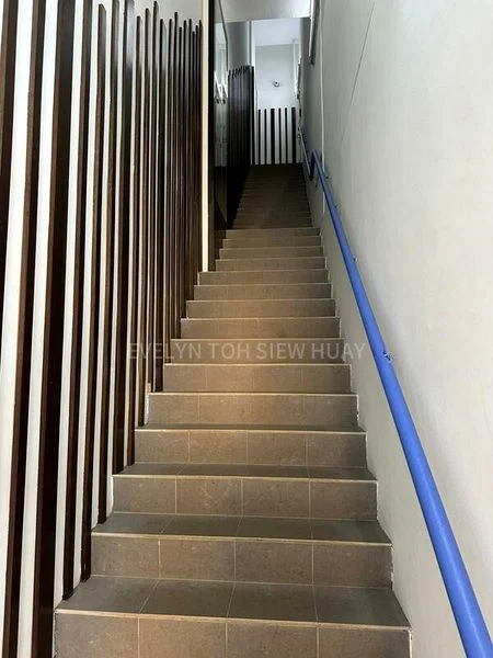 Light Industrial (B1) for Rent: Tradehub 21 - Image 7