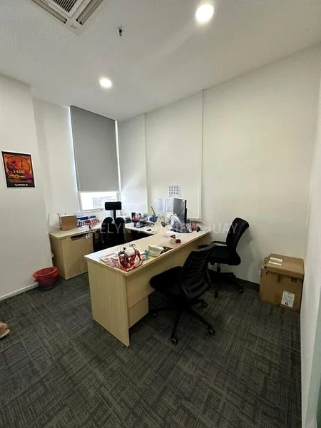 Light Industrial (B1) for Rent: Tradehub 21 - Image 13