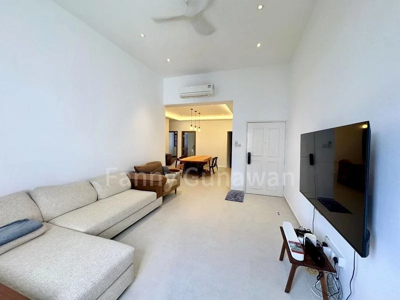 3 Bed Condo for Rent in The Summit - Image 1