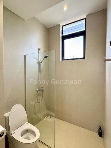 3 Bed Condo for Rent in The Summit - Image 5