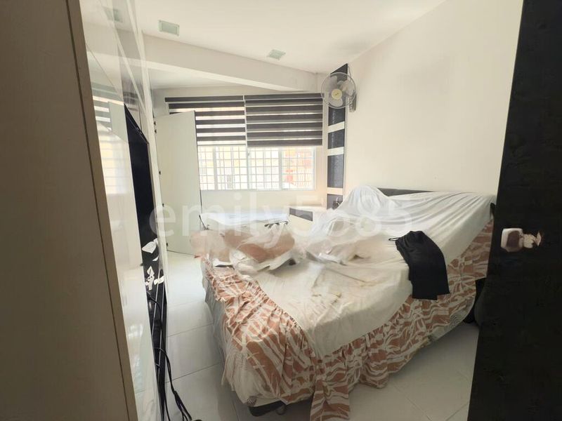 4 Bed Terraced House (Landed) for Sale around  Everitt Road North - Image 3