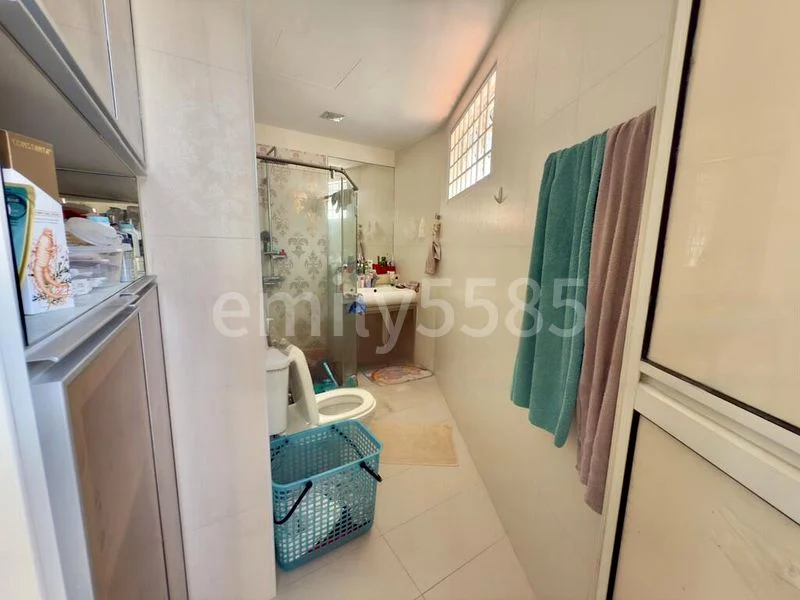 4 Bed Terraced House (Landed) for Sale around  Everitt Road North - Image 5