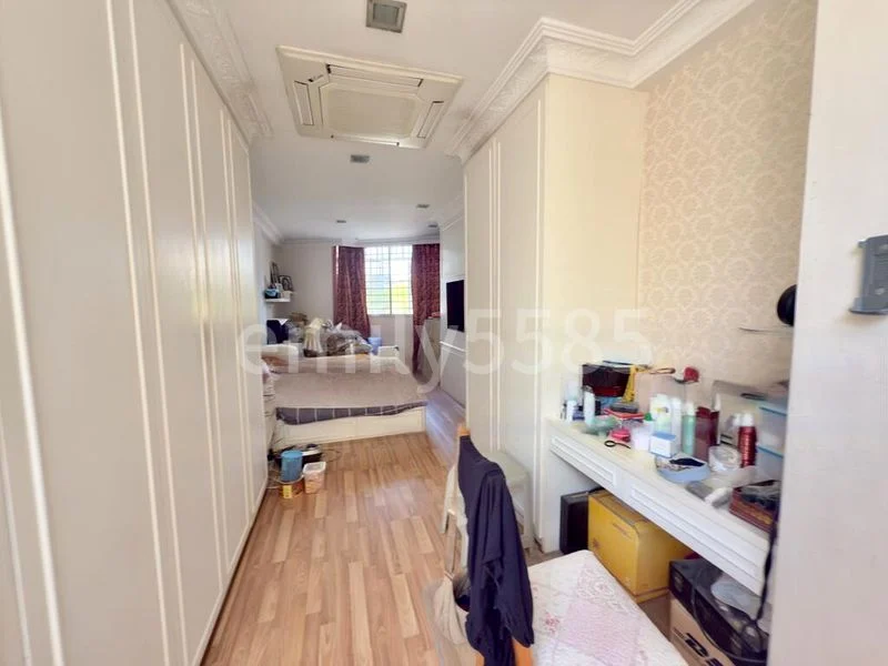 4 Bed Terraced House (Landed) for Sale around  Everitt Road North - Image 6