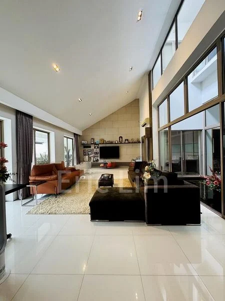 5 Bed Terraced House (Landed) for Sale in  Serangoon Garden Estate - Image 2