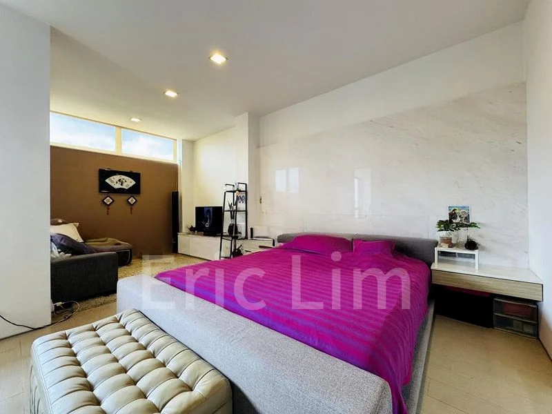 5 Bed Terraced House (Landed) for Sale in  Serangoon Garden Estate - Image 7
