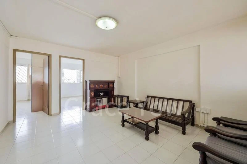 3 Room (3S) HDB for Sale in  684 Race Course Road - Image 1