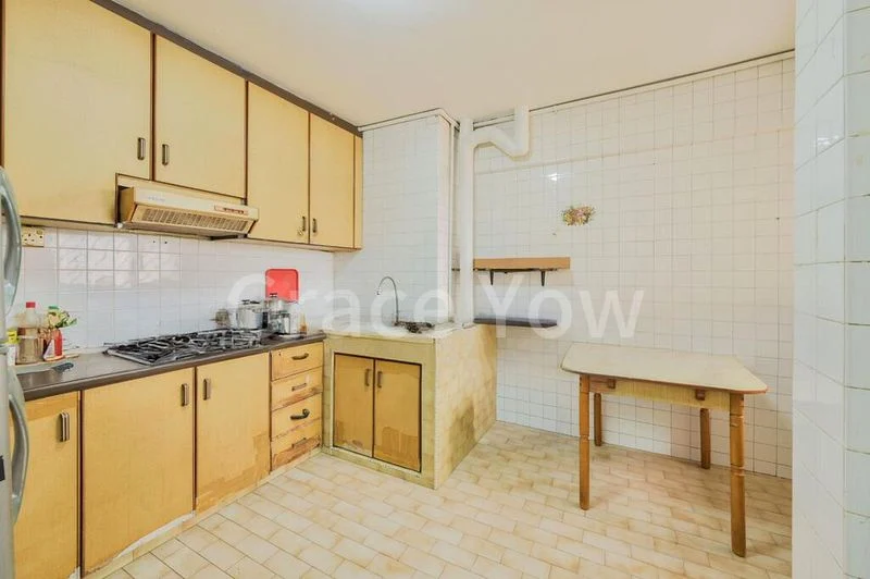 3 Room (3S) HDB for Sale in  684 Race Course Road - Image 6