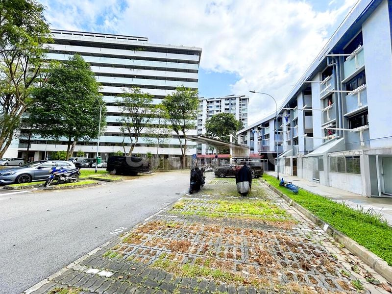 Room (HDB) for Rent in 468 Ang Mo Kio Avenue 10 - Image 6