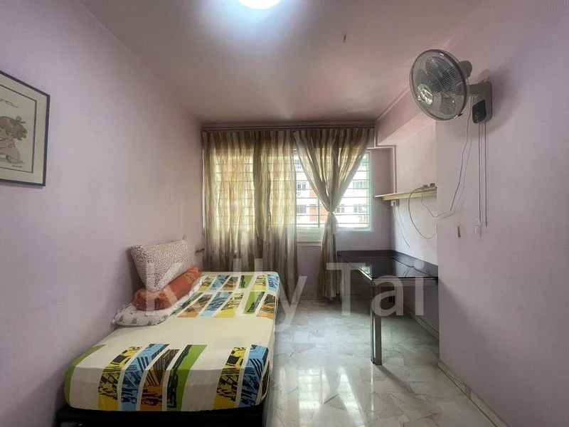 Common Room (HDB) for Rent in  434 Hougang Avenue 8 - Image 2