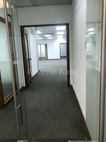 Office for Rent in  Crystal Time Building - Image 4