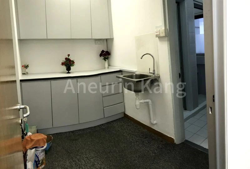 Office for Rent in  Crystal Time Building - Image 26