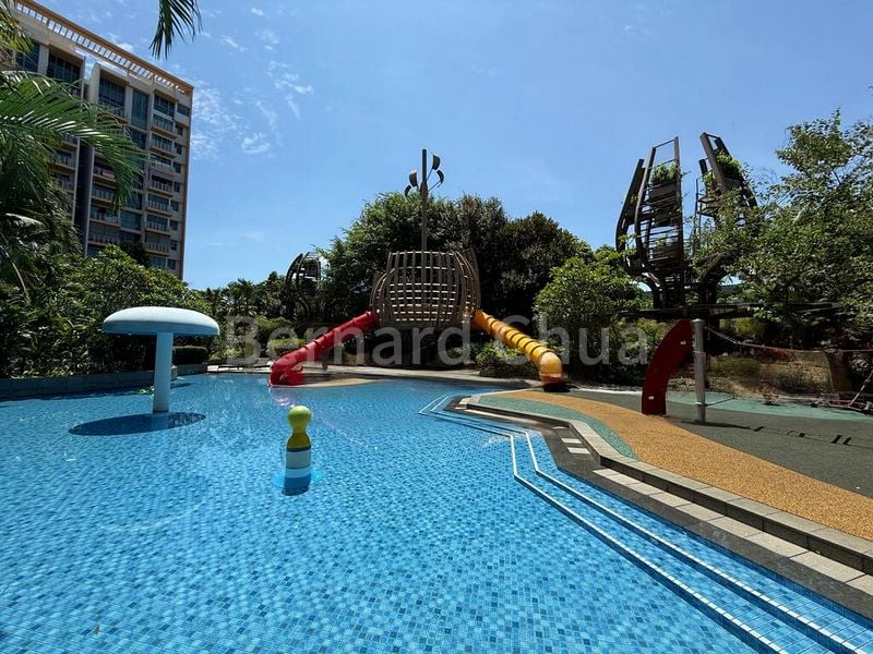 3 Bed Condo for Rent in  The Glades - Image 7