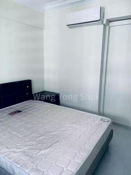 4 Room (4A) HDB for Rent in  290G Bukit Batok Street 24 - Image 5