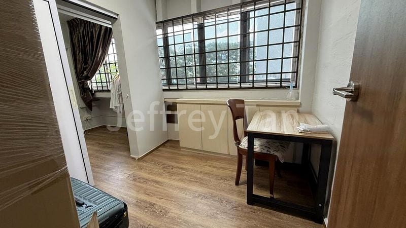 Common Room (HDB) for Rent in  3 Queen's Road - Image 1