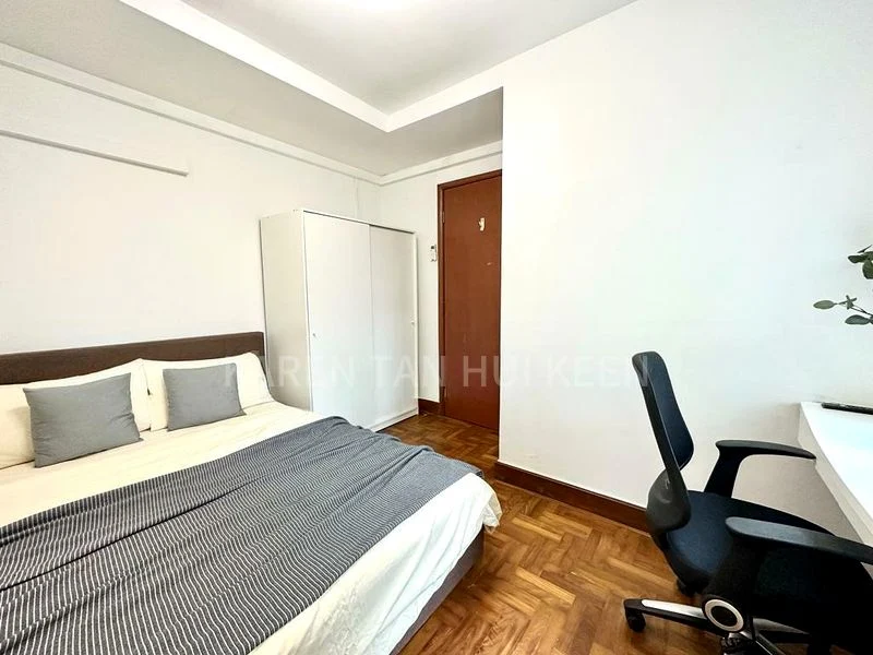 Common Room (Condo) for Rent in  Parc Oasis - Image 2