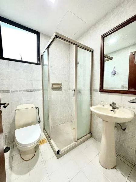 Common Room (Condo) for Rent in  Parc Oasis - Image 4