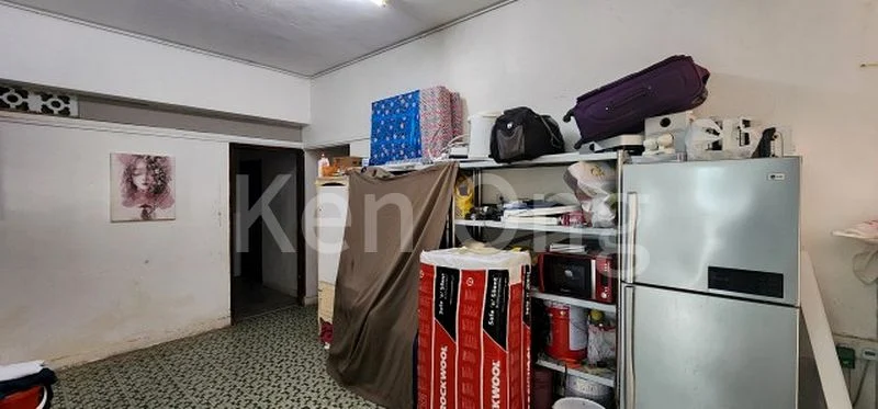 6 Bed Apartment (Condo) for Sale in  Le Regal - Image 2