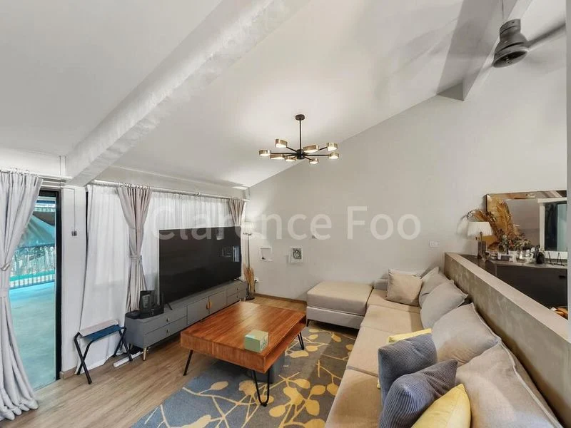 3 Bed Terraced House (Landed) for Sale in Sembawang Hills Estate - Image 2