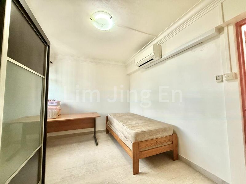 4 Room (4NG) HDB for Sale in  221A Jurong East Street 21 - Image 10