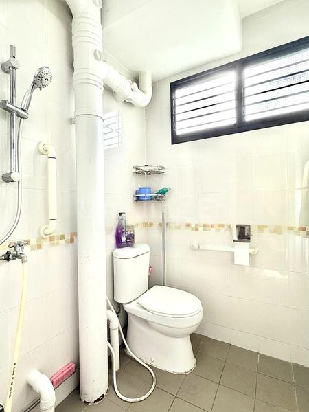 4 Room (4NG) HDB for Sale in  221A Jurong East Street 21 - Image 11