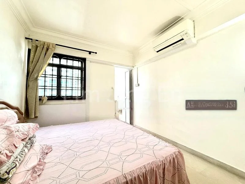 4 Room (4NG) HDB for Sale in  221A Jurong East Street 21 - Image 5