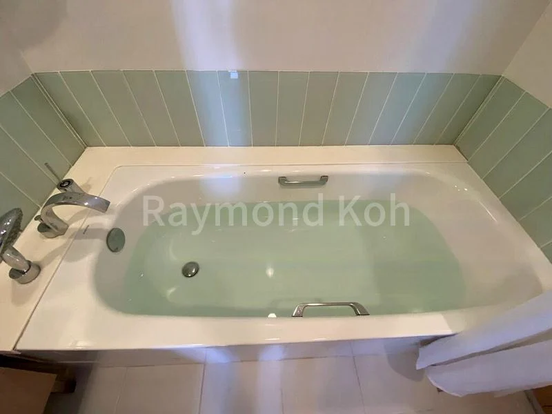 2 Bed Condo for Sale in  The Sail @ Marina Bay - Image 10