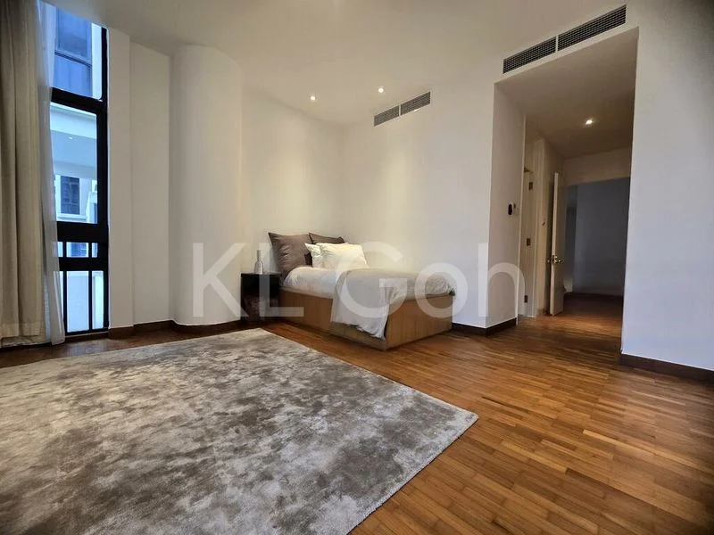 3 Bed Condo for Rent in  The Colonnade - Image 12