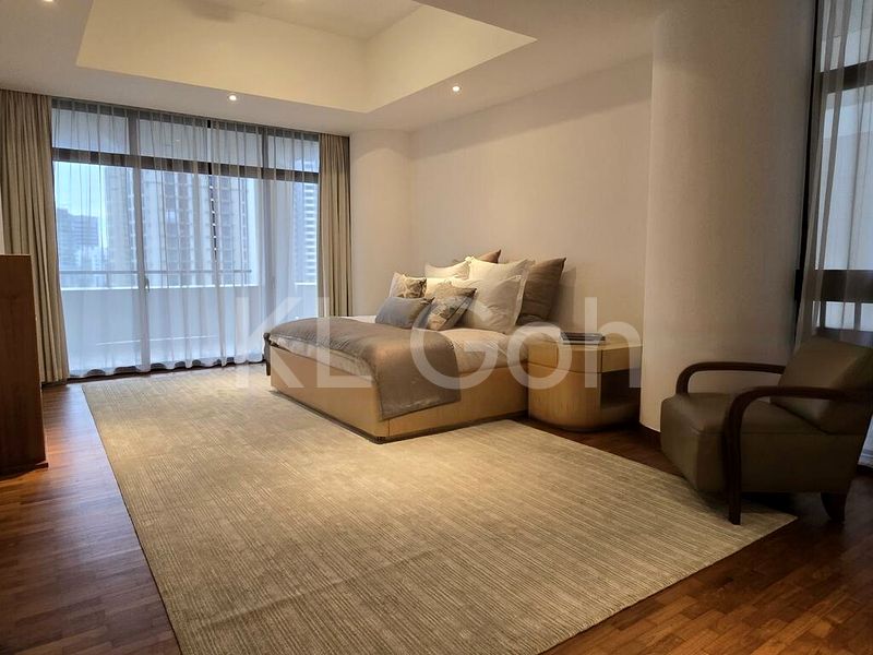3 Bed Condo for Rent in  The Colonnade - Image 15