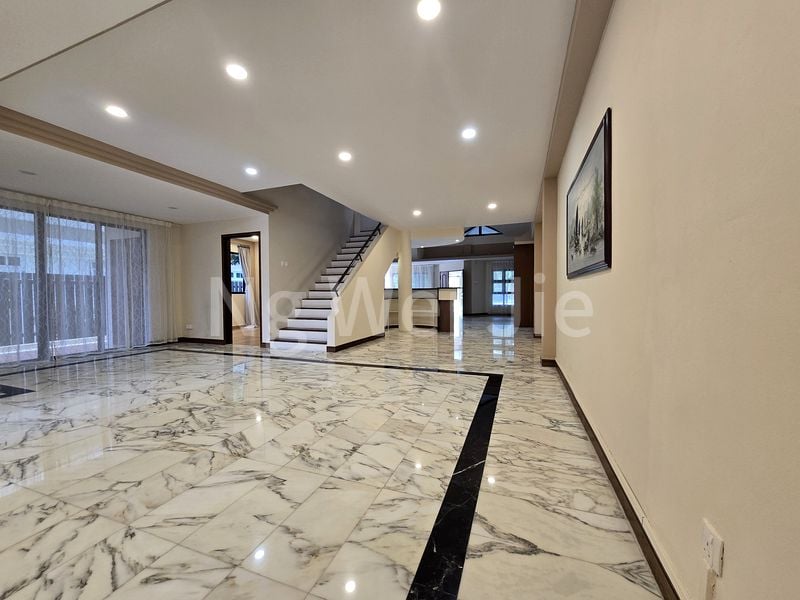 7 Bed Semi-Detached House (Landed) for Rent in  Harvey Avenue - Image 1