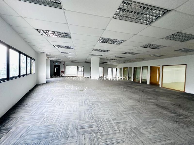 Light Industrial (B1) for Rent: AFFORDABLE, FITTED BUSINESS SPACE near Holland Village; 6 mins walk to MRT. - Image 1