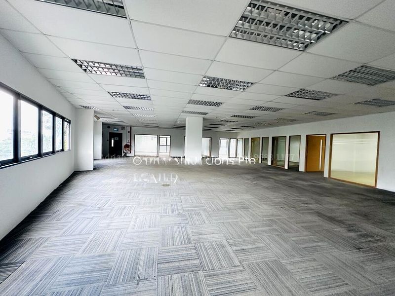 Light Industrial (B1) for Rent: AFFORDABLE, FITTED BUSINESS SPACE near Holland Village; 6 mins walk to MRT. - Image 8