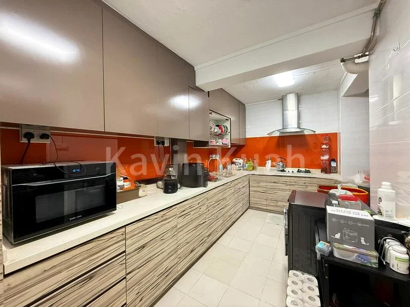 5 Room (5STD) HDB for Sale in  216 Lorong 8 Toa Payoh - Image 3