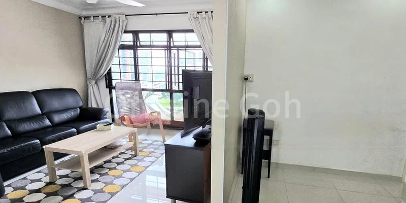 4 Room (4A) HDB for Sale in  457 Clementi Avenue 3 - Image 3