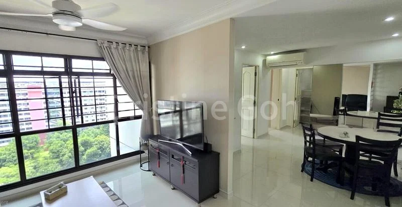 4 Room (4A) HDB for Sale in  457 Clementi Avenue 3 - Image 2