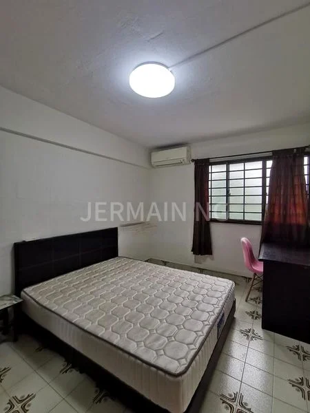 4 Room (4NG) HDB for Rent in  436 Ang Mo Kio Avenue 10 - Image 6