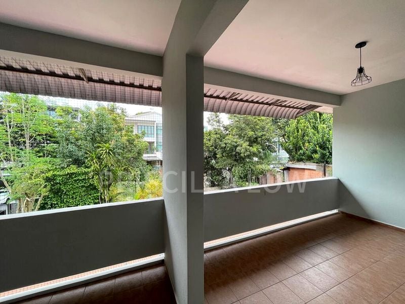 3 Bed Semi-Detached House (Landed) for Rent in  Chestnut Gardens - Image 9