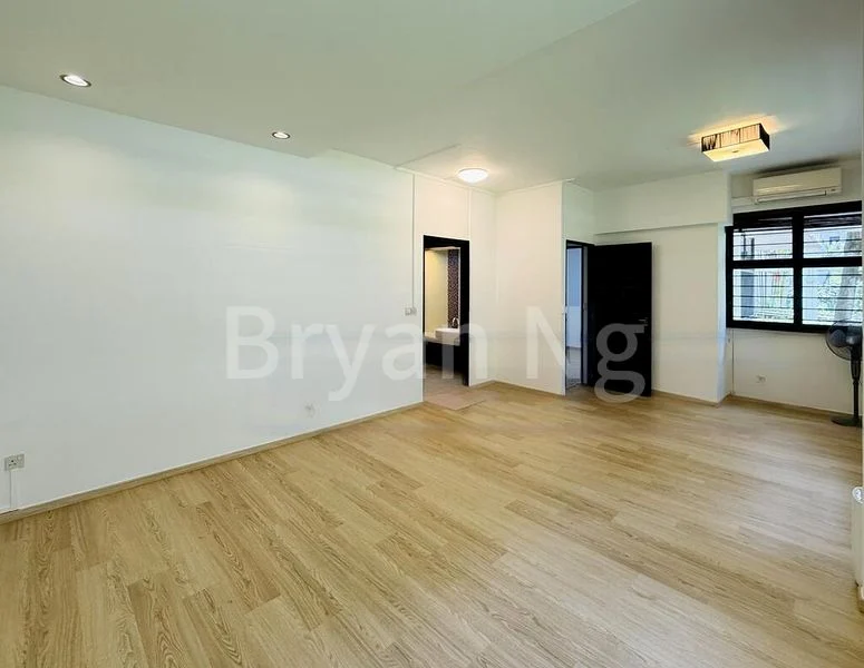 5 Room (5I) HDB for Sale in 461 Clementi Avenue 3 - Image 2