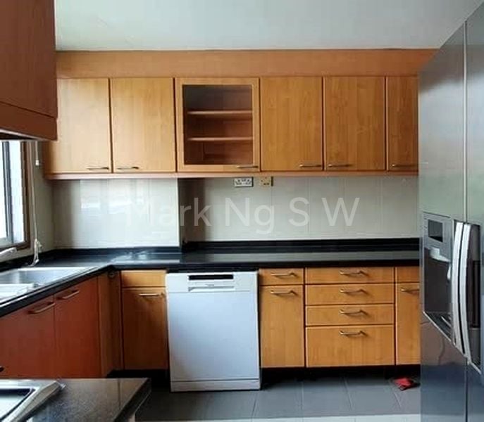 3 Bed Condo for Rent in  Hullet Rise - Image 4