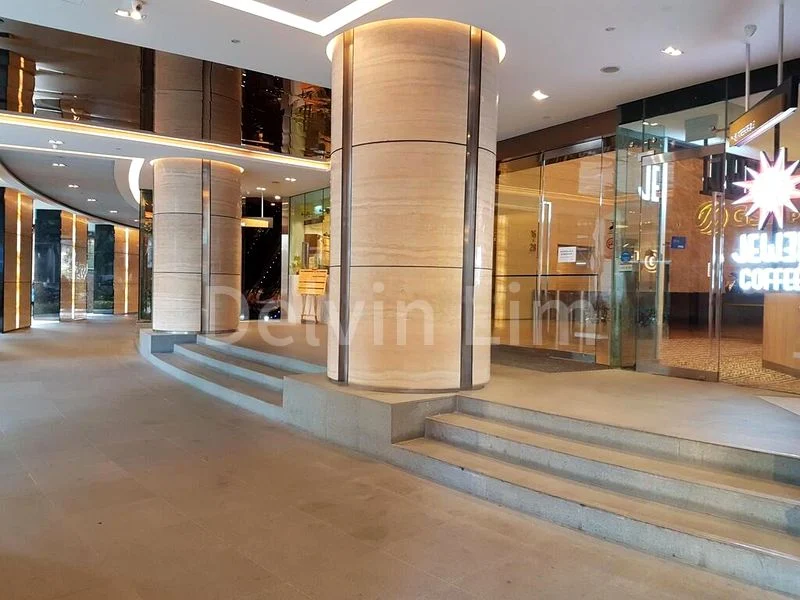 Food & Beverage for Rent: Plus, 1,500 Sq Ft Restaurant Space on 5th Avenue - Image 2